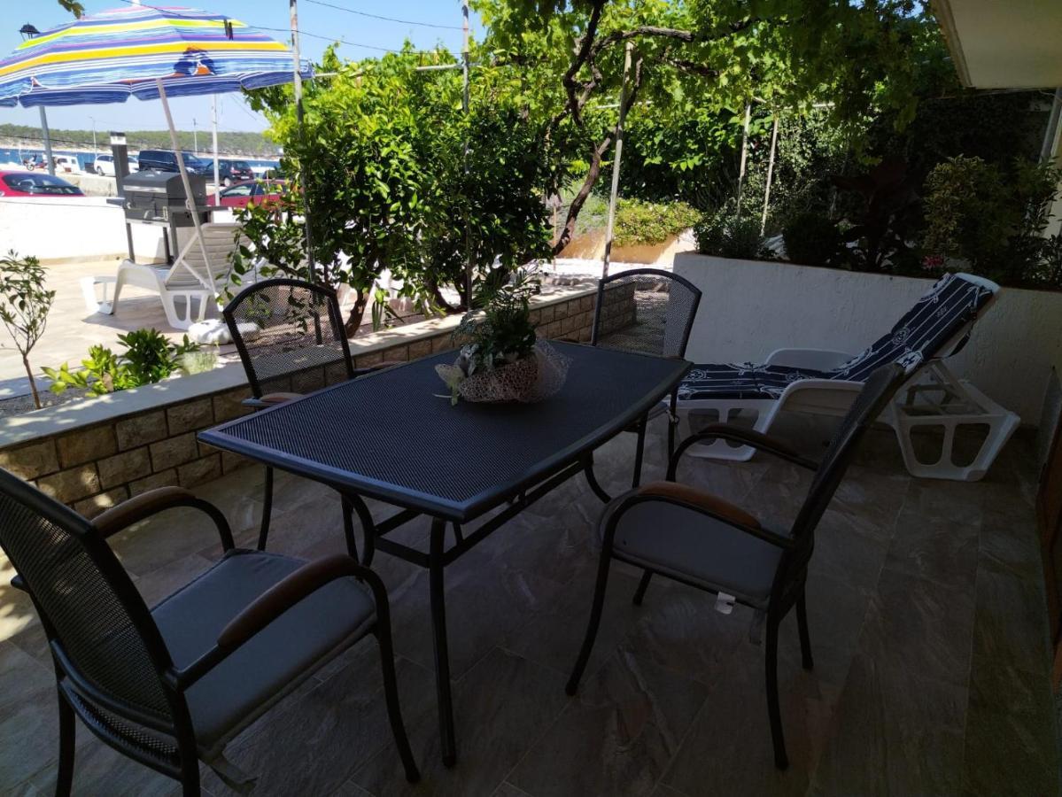 Apartmani Katarina Barbat na Rabu Exterior foto