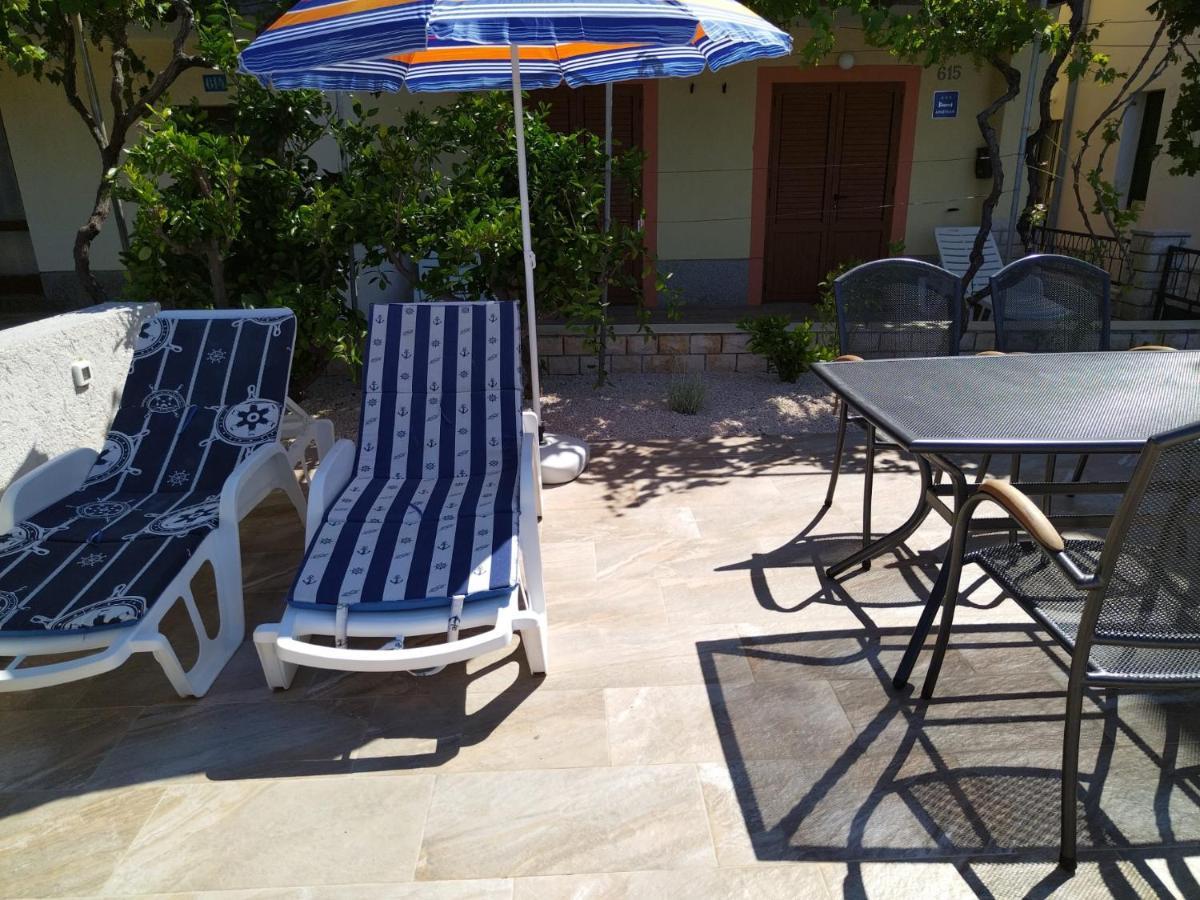Apartmani Katarina Barbat na Rabu Exterior foto
