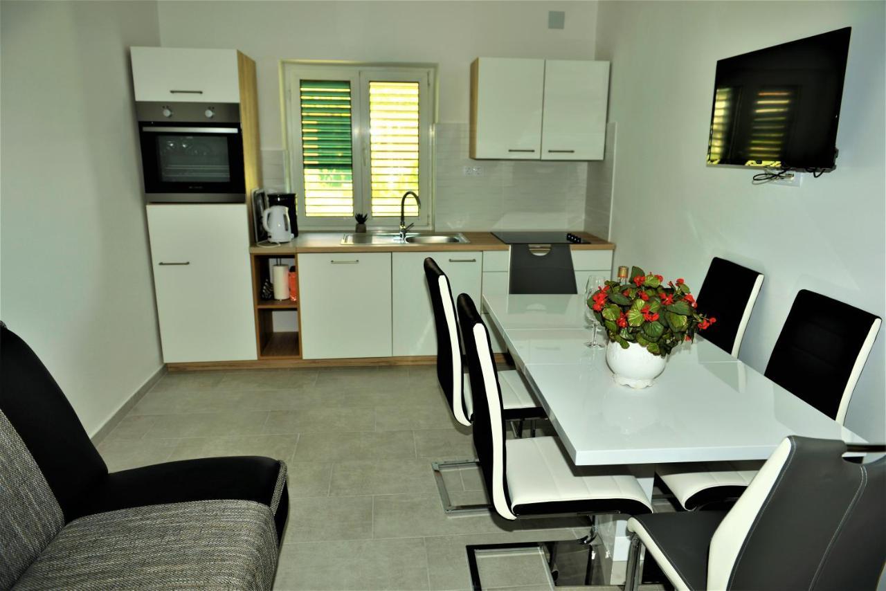 Apartmani Katarina Barbat na Rabu Exterior foto